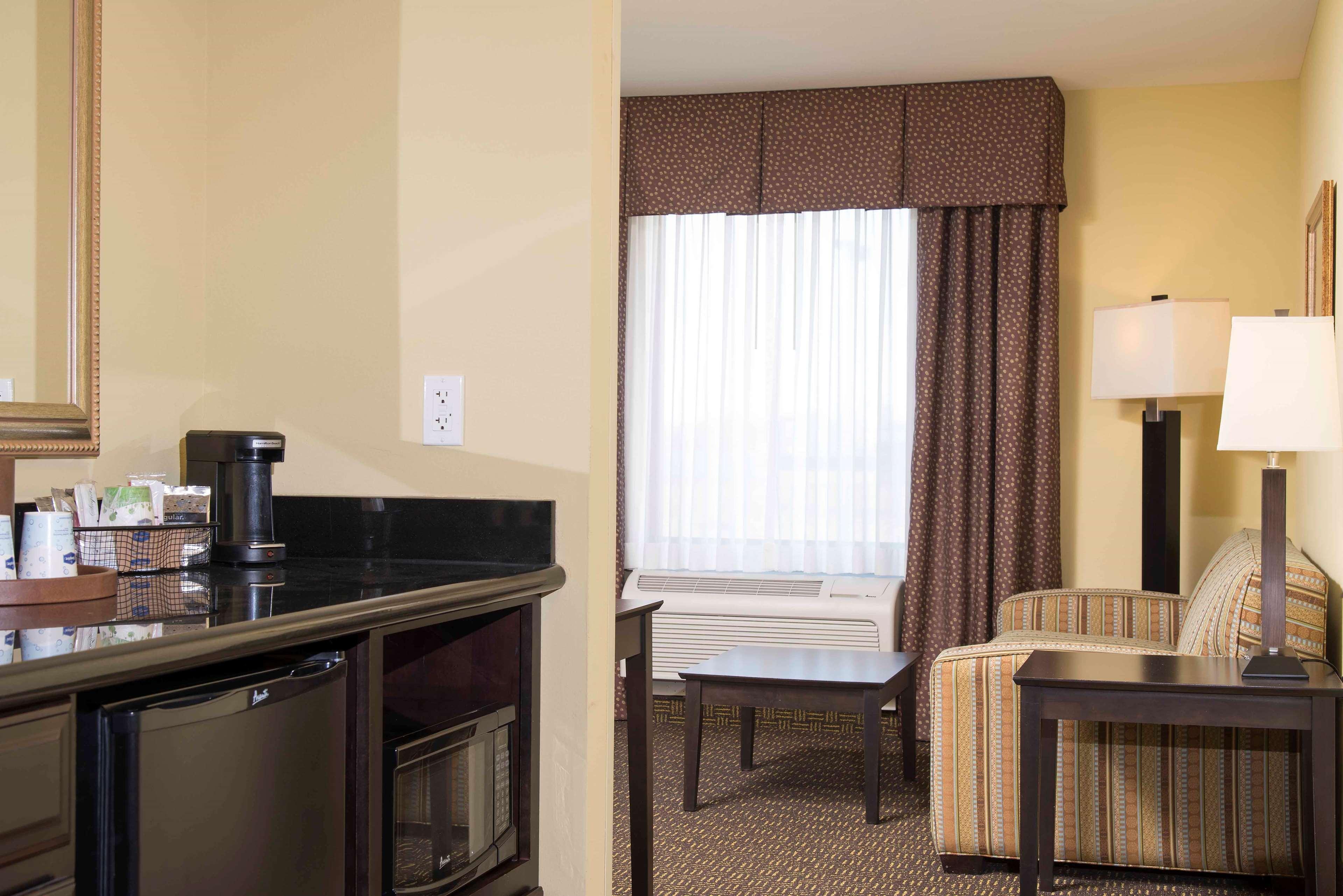 Hampton Inn & Suites Danville Zewnętrze zdjęcie