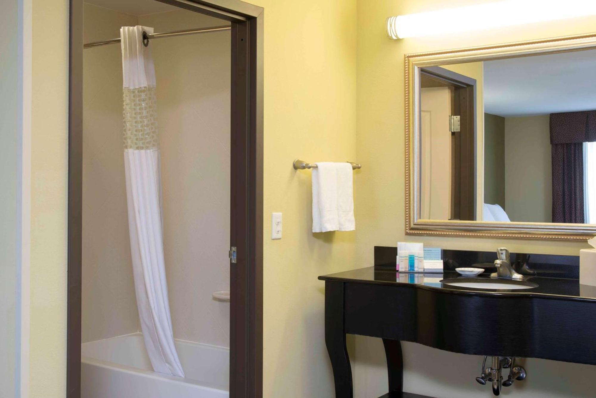 Hampton Inn & Suites Danville Zewnętrze zdjęcie